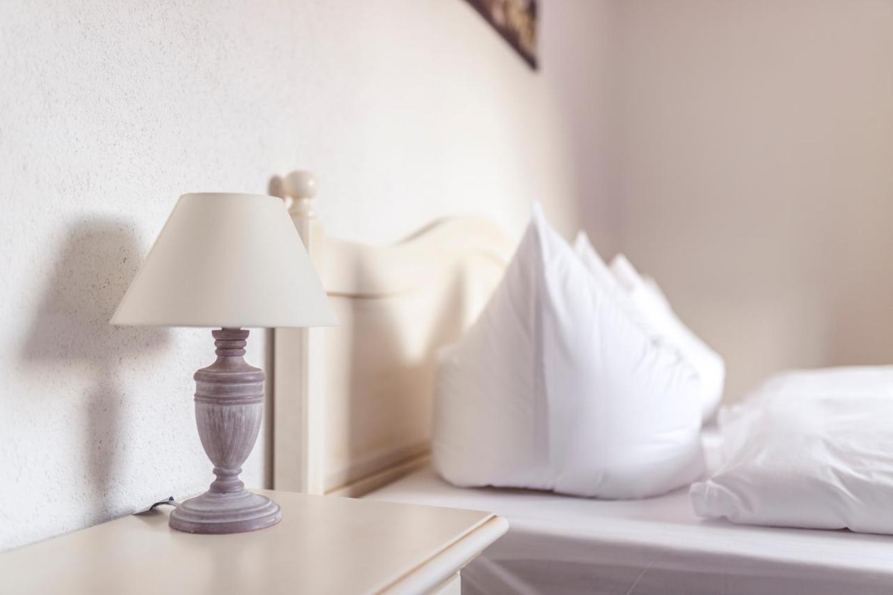 Hotel Roma Kehl エクステリア 写真
